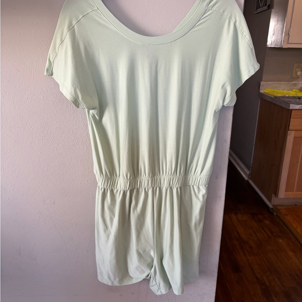 Old Navy Light Green Kids One Piece Bodysuit